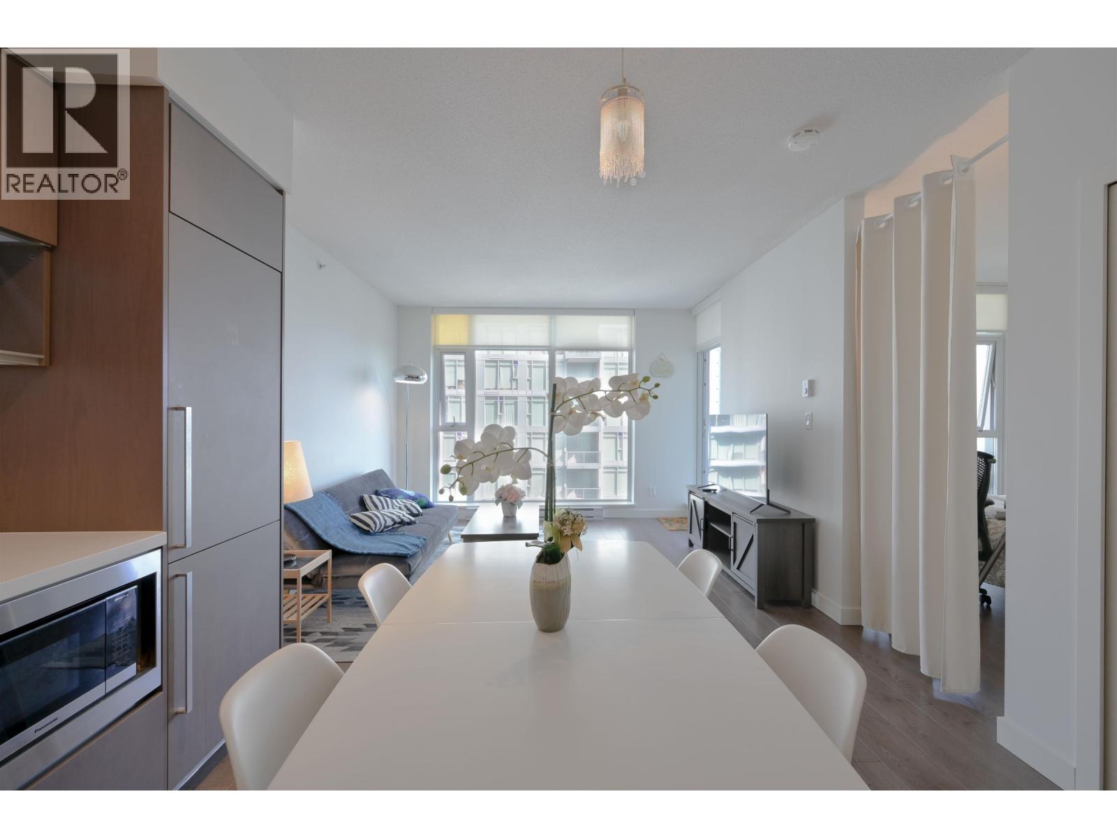 Photo 8 of 1809 6588 Nelson Avenue, Burnaby BC