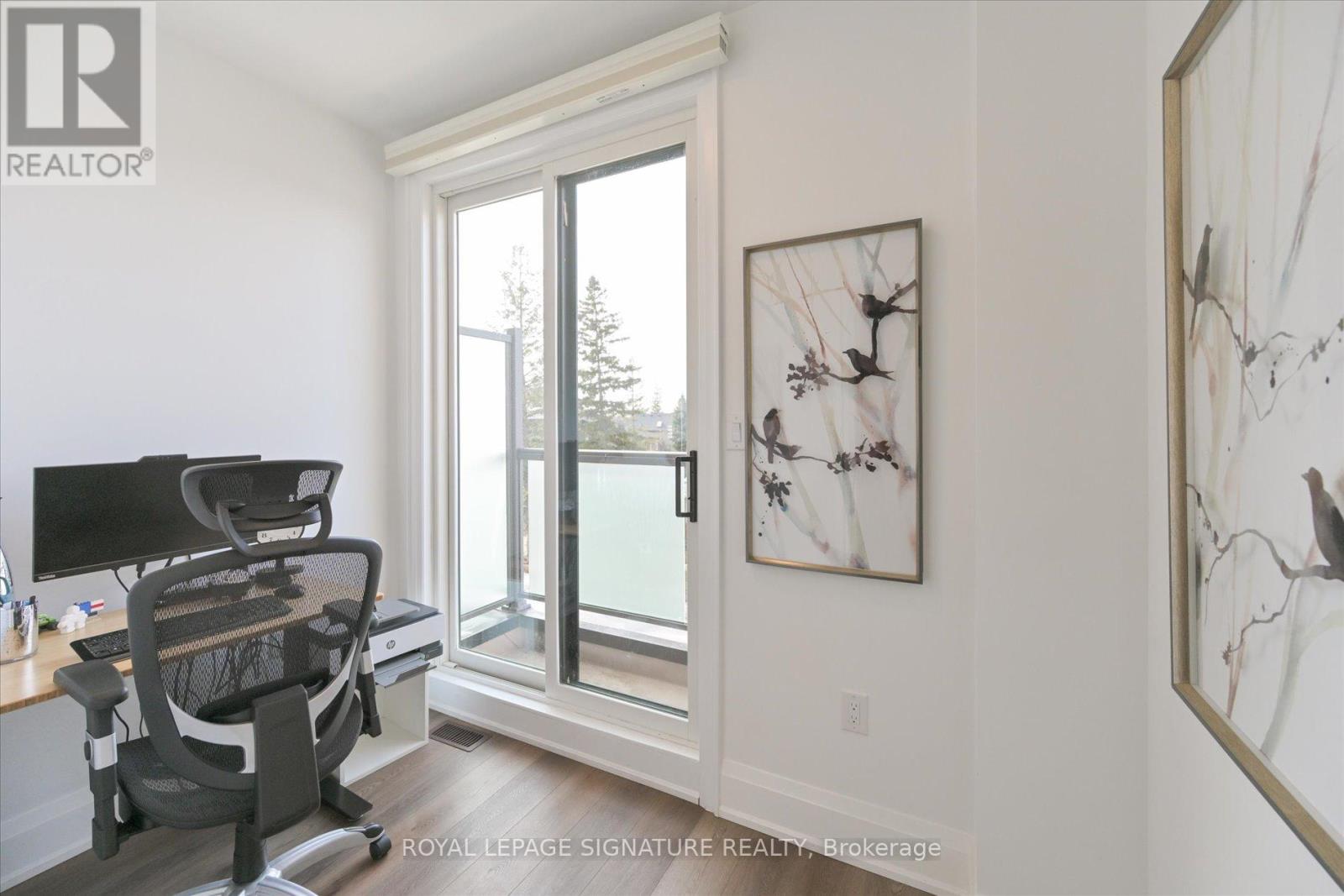 Photo 32 of 115 High Street W, Mississauga ON
