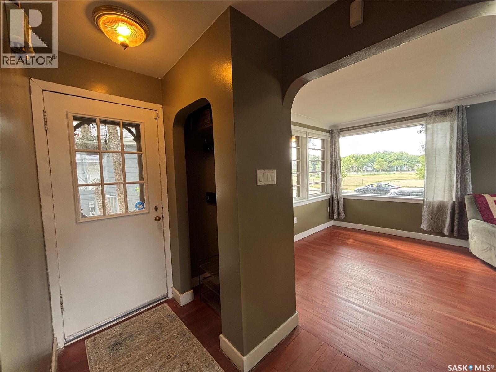 Photo 5 of 2919 Athol Street, Regina SK