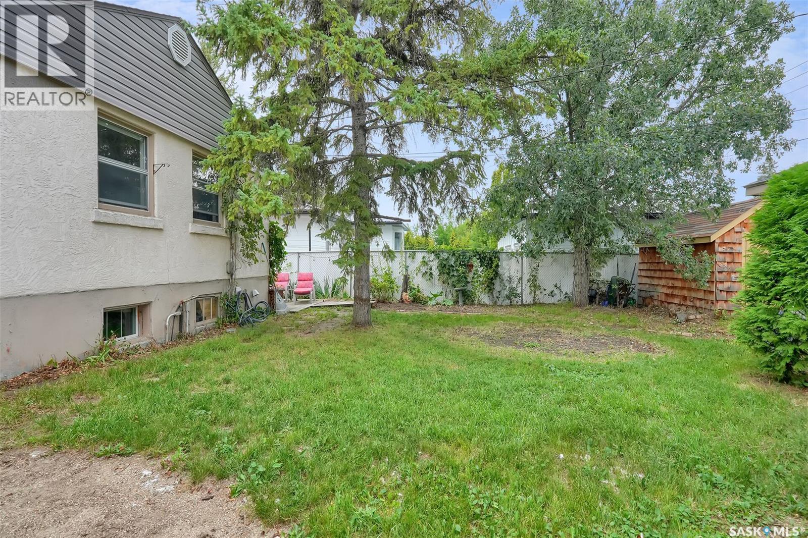 Photo 40 of 2919 Athol Street, Regina SK