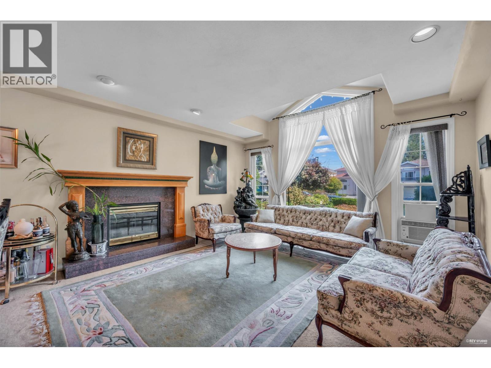 Photo 6 of 7093 Dow Avenue, Burnaby BC