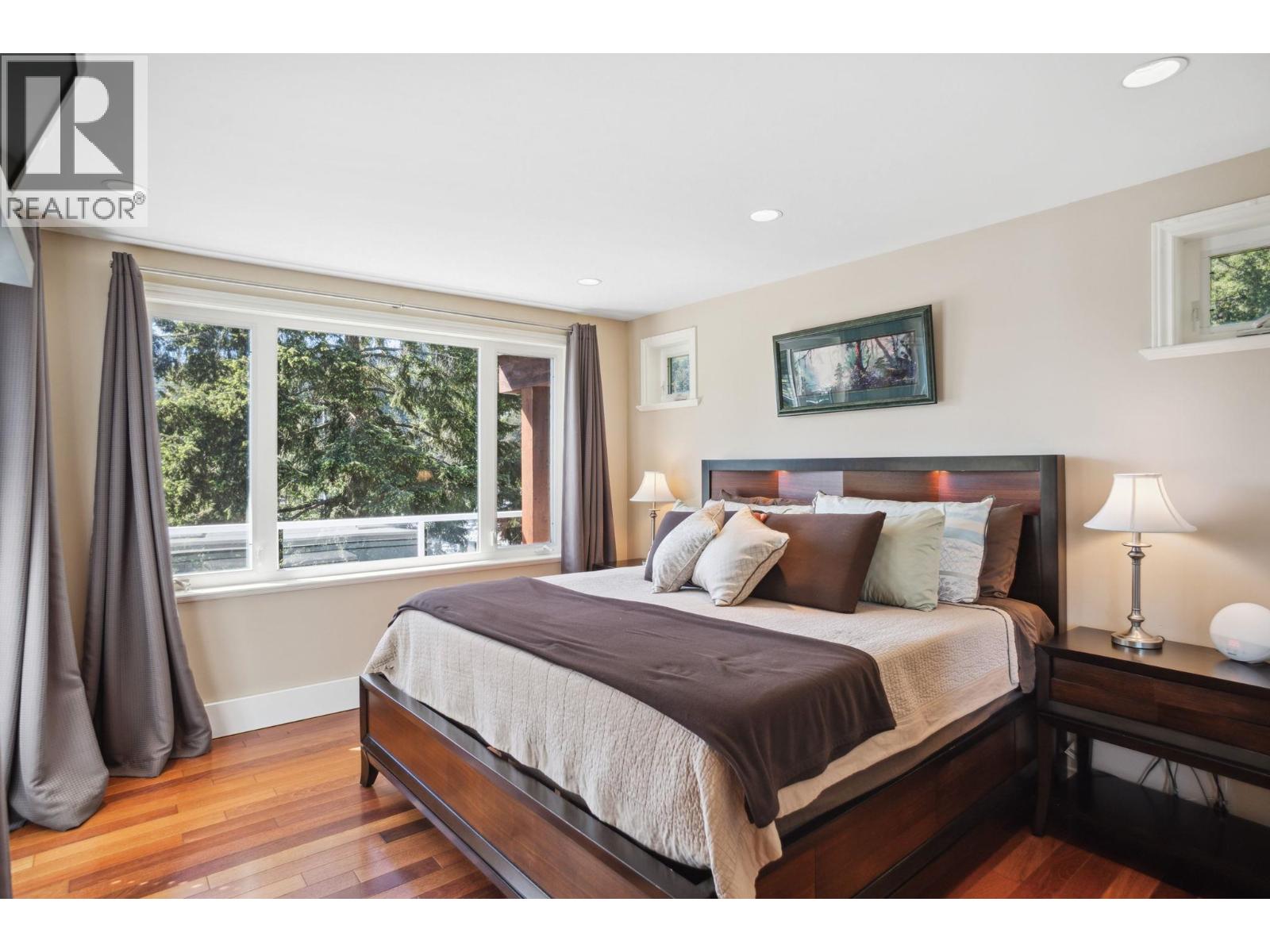 5755 TELEGRAPH TRAIL, West Vancouver