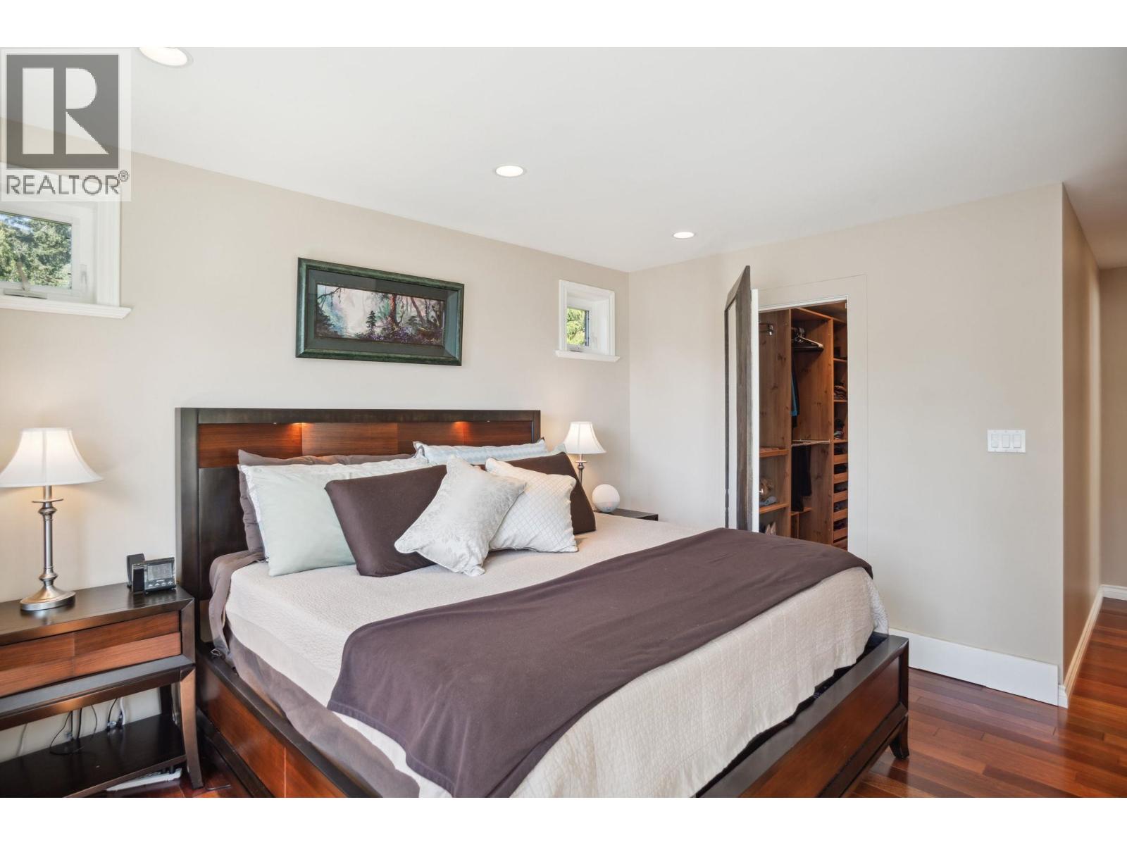 5755 TELEGRAPH TRAIL, West Vancouver