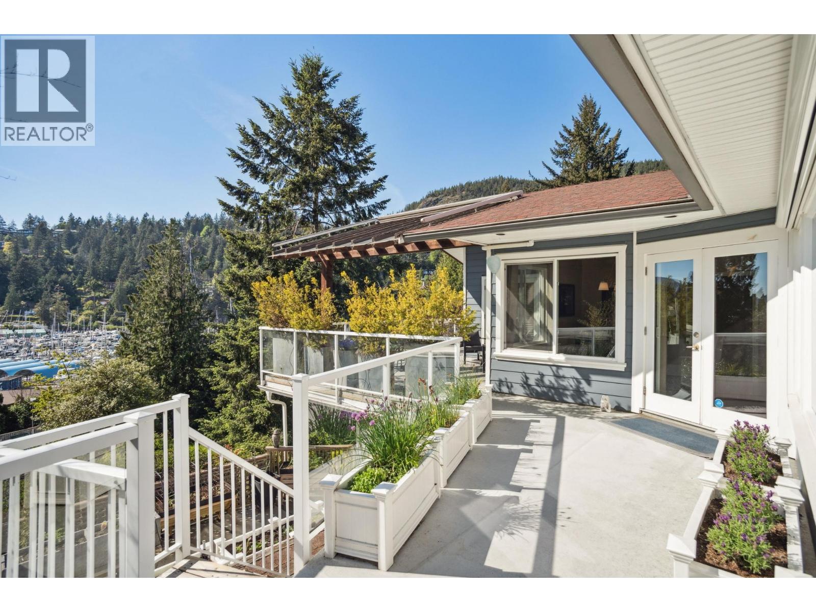 5755 TELEGRAPH TRAIL, West Vancouver