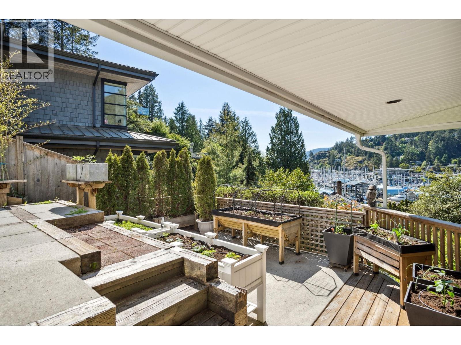 5755 TELEGRAPH TRAIL, West Vancouver