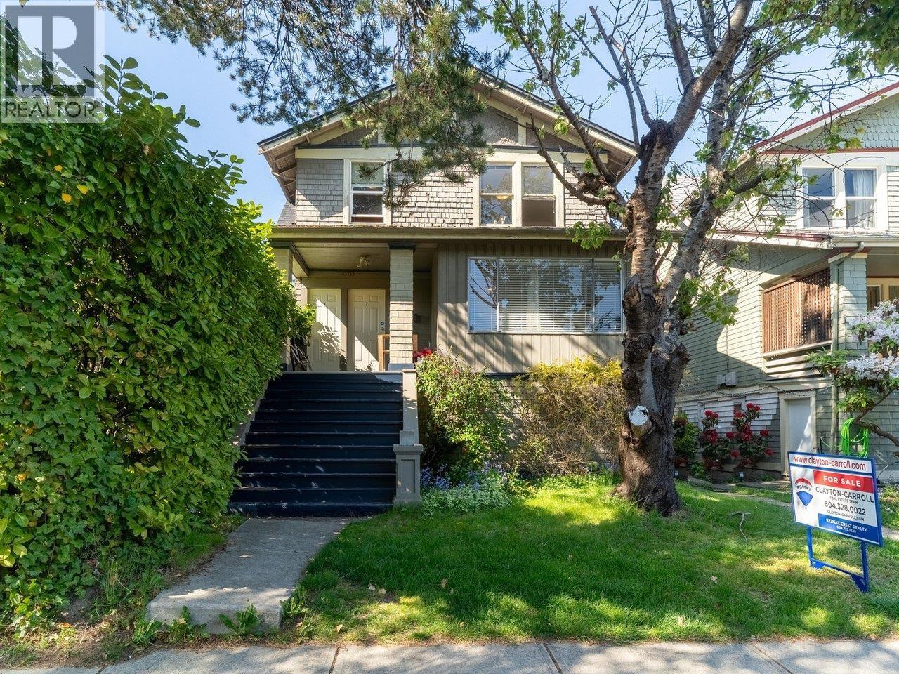 Photo 1 of 3347 W 8th Avenue, Vancouver BC