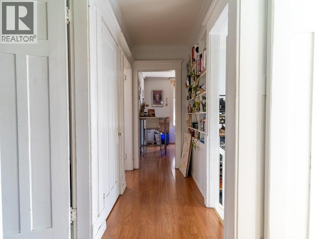 Photo 7 of 3347 W 8th Avenue, Vancouver BC