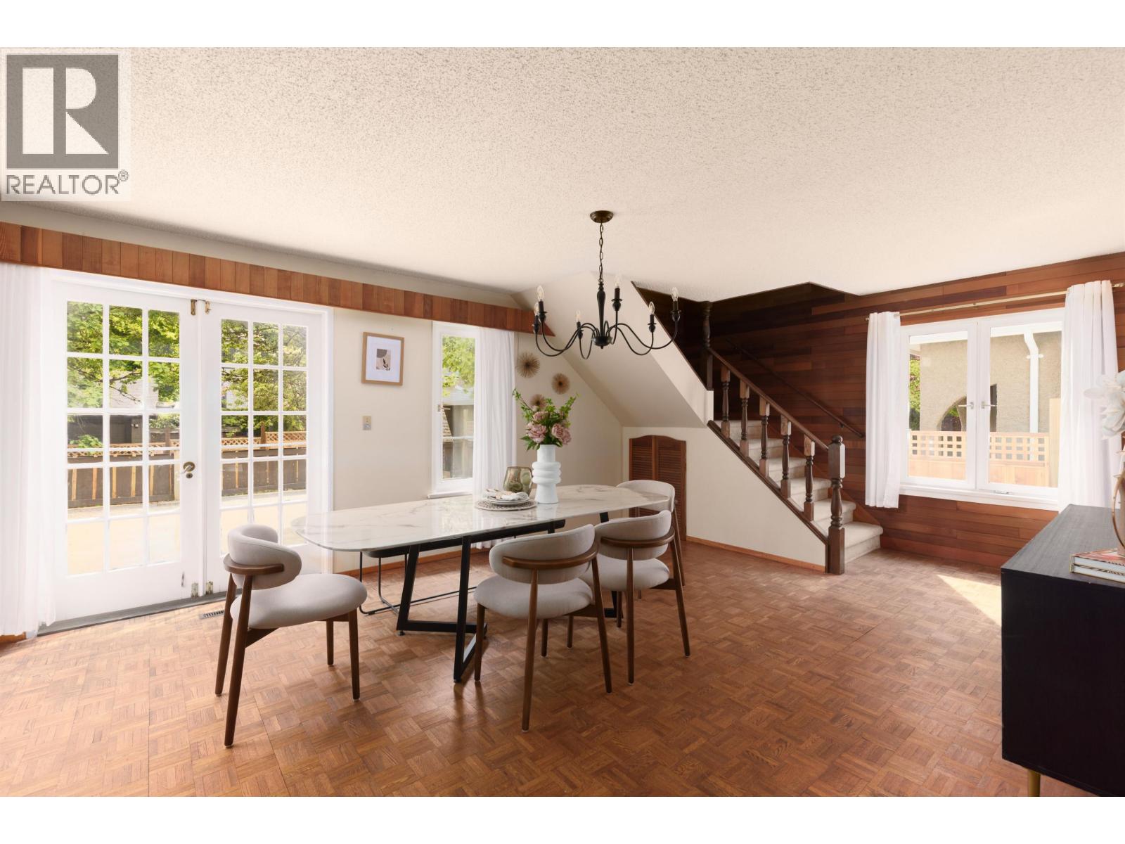 Photo 2 of 4138 W 13 Th Avenue, Vancouver BC