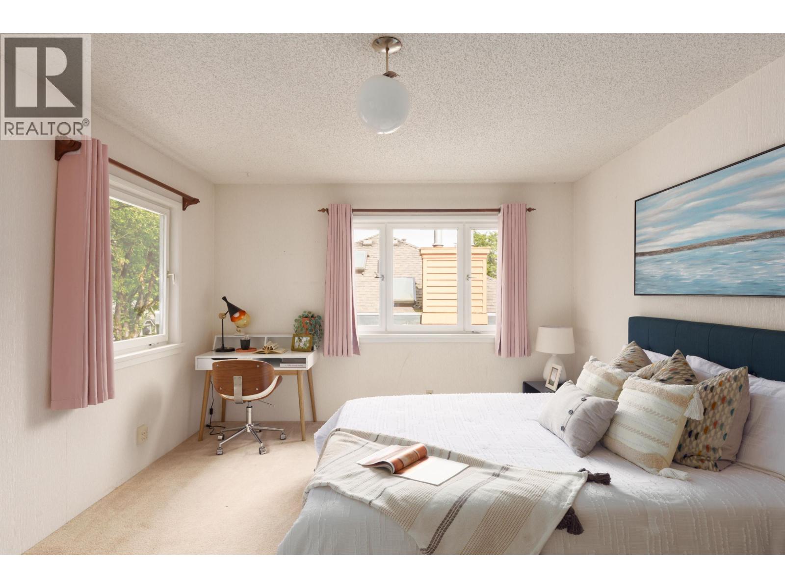 Photo 31 of 4138 W 13 Th Avenue, Vancouver BC