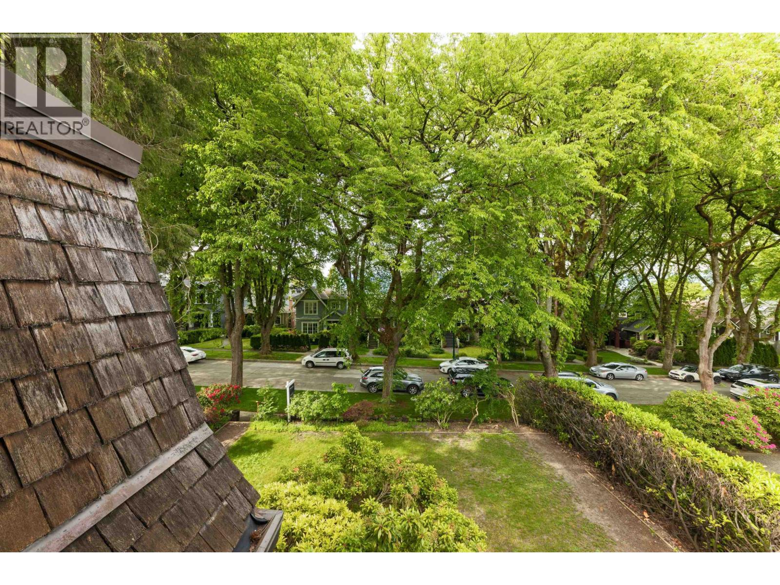 Photo 33 of 4138 W 13 Th Avenue, Vancouver BC