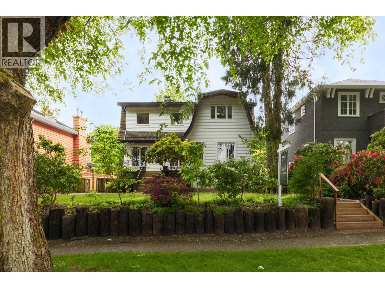 Photo 38 of 4138 W 13 Th Avenue, Vancouver BC