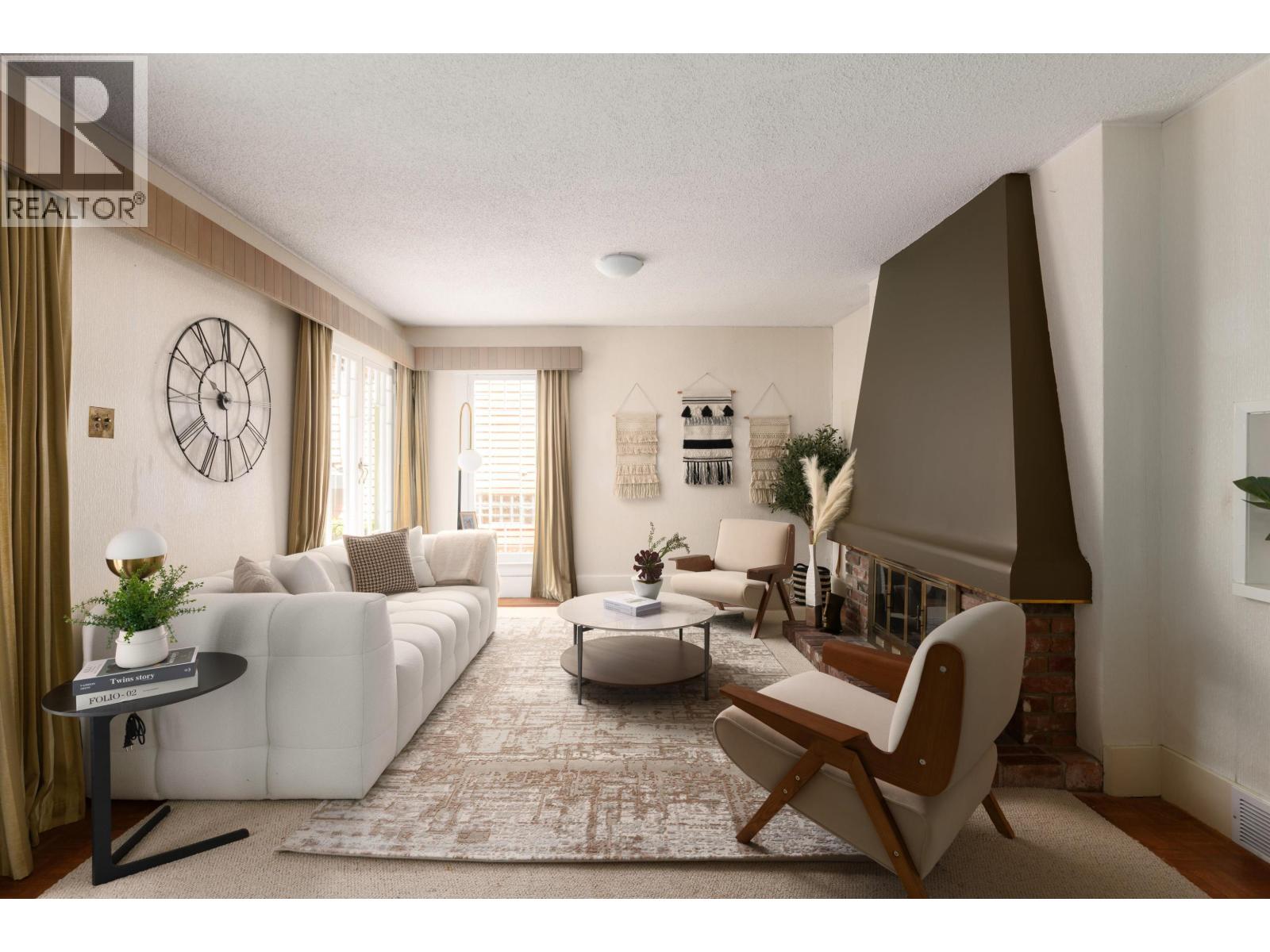 Photo 7 of 4138 W 13 Th Avenue, Vancouver BC