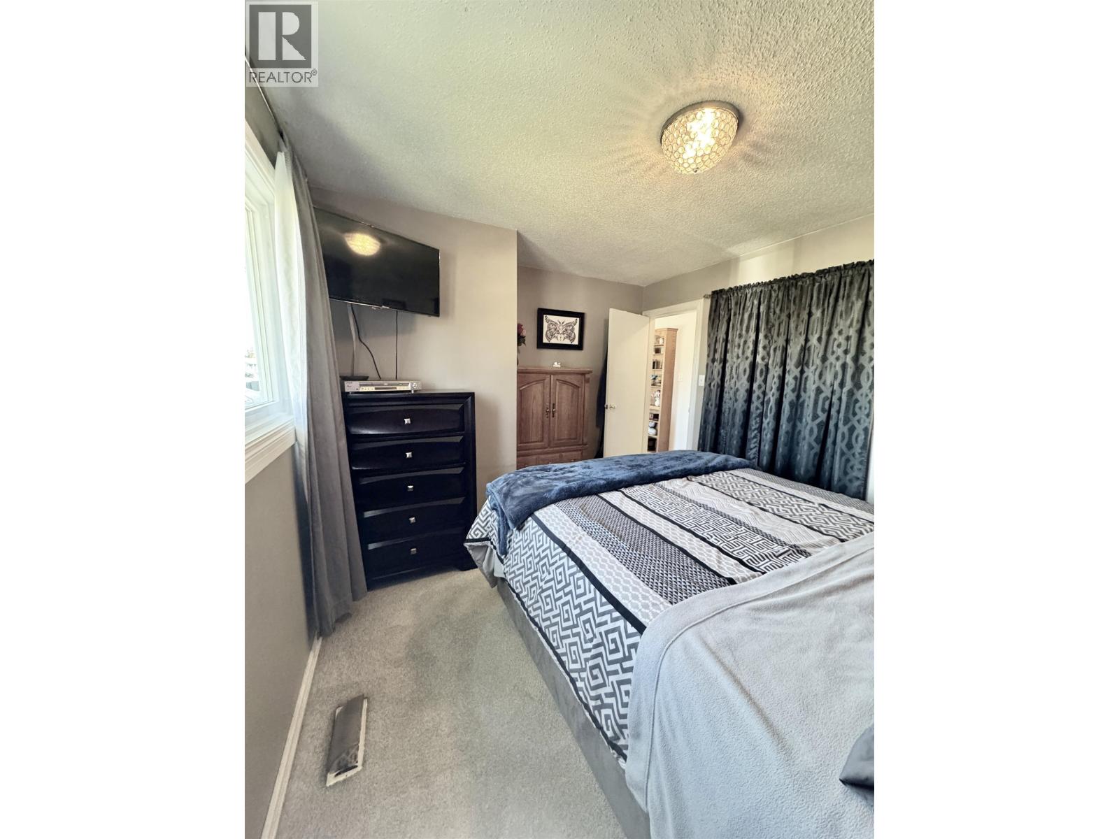 Photo 11 of 8219 98 Avenue, Fort St John BC