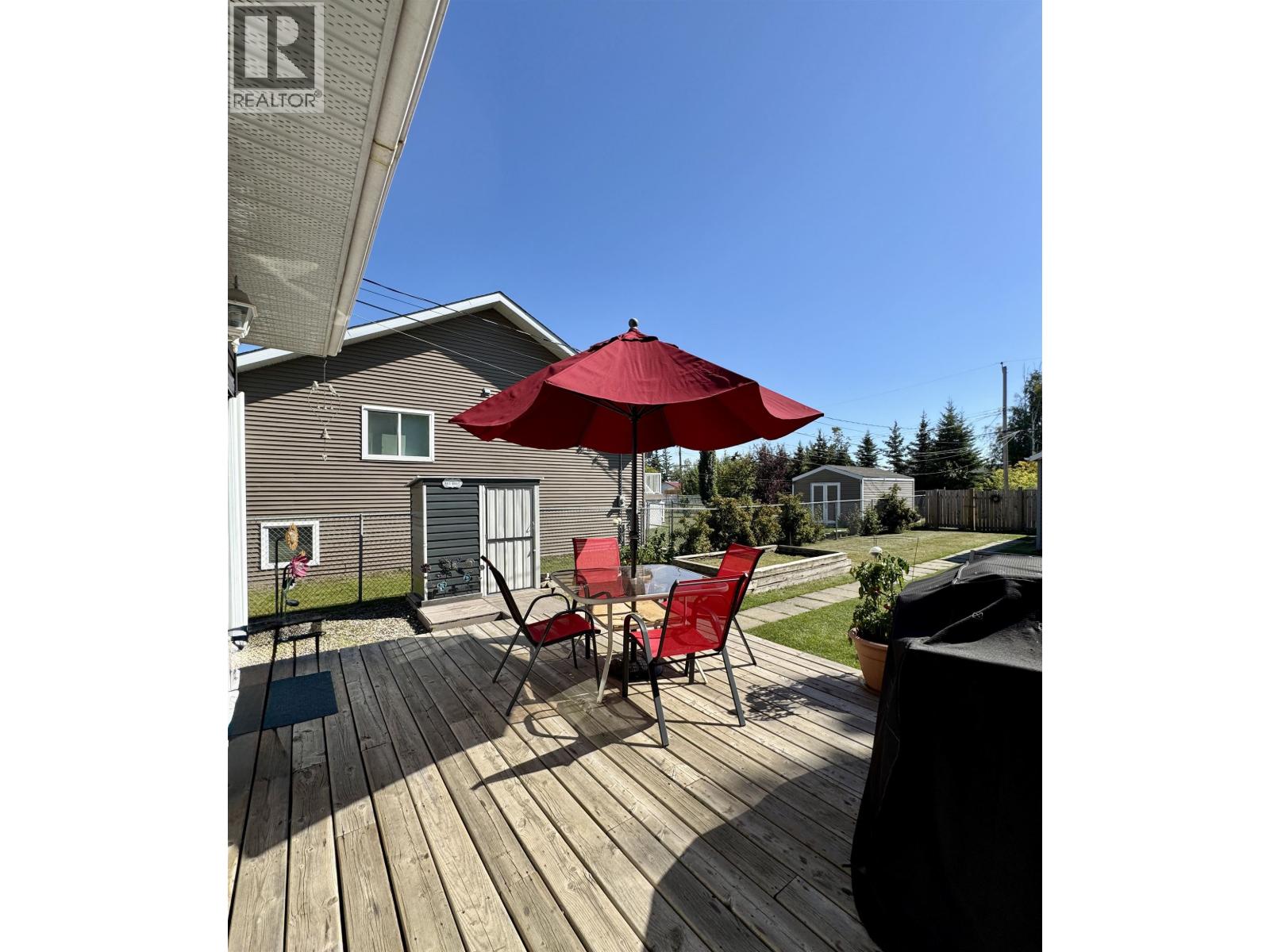 Photo 20 of 8219 98 Avenue, Fort St John BC