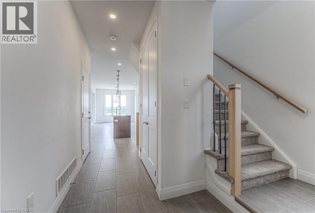 Photo 11 of 92 Lasby Lane, Breslau ON