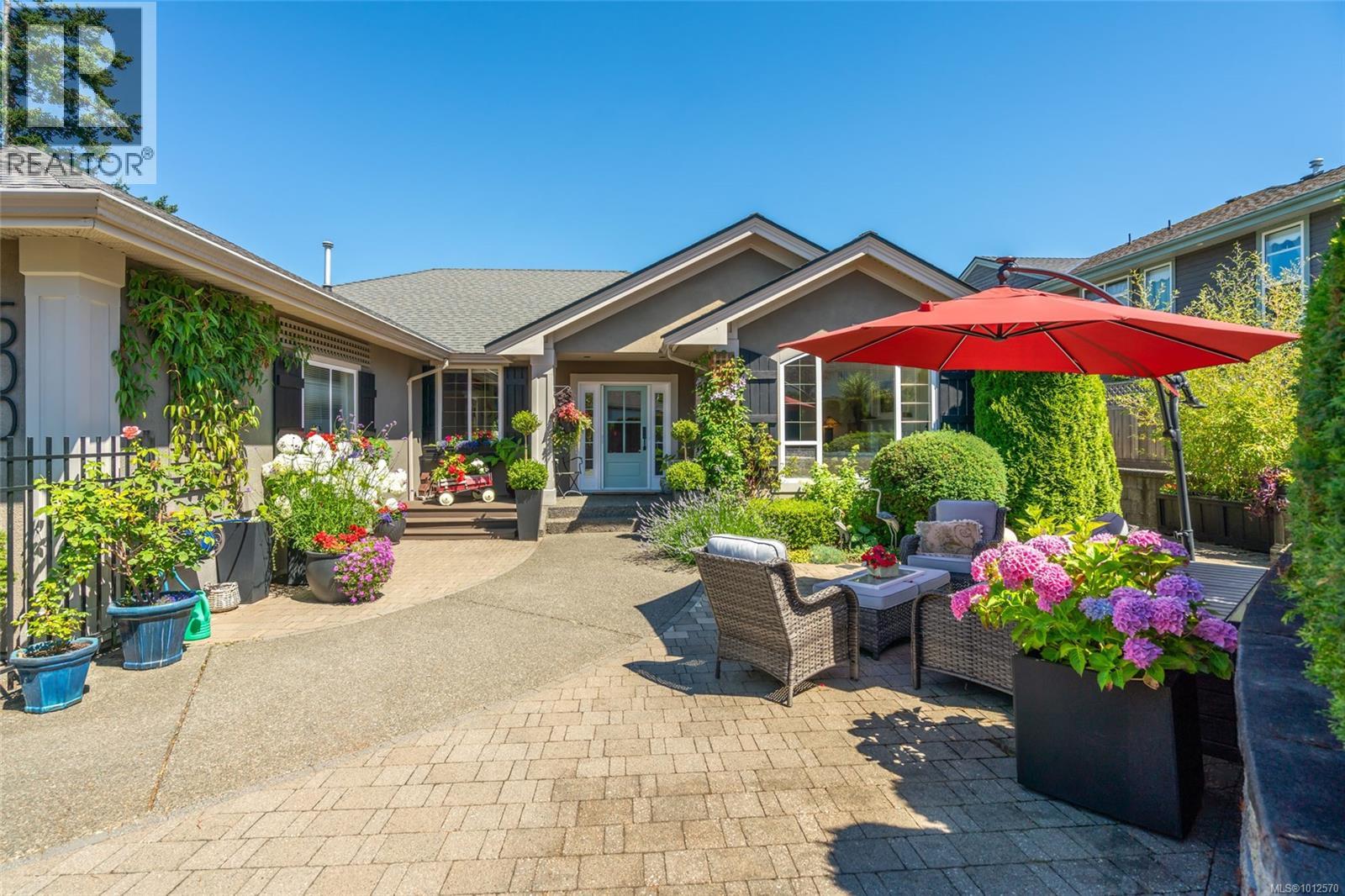 Photo 10 of 500 Muirfield Close, Qualicum Beach BC