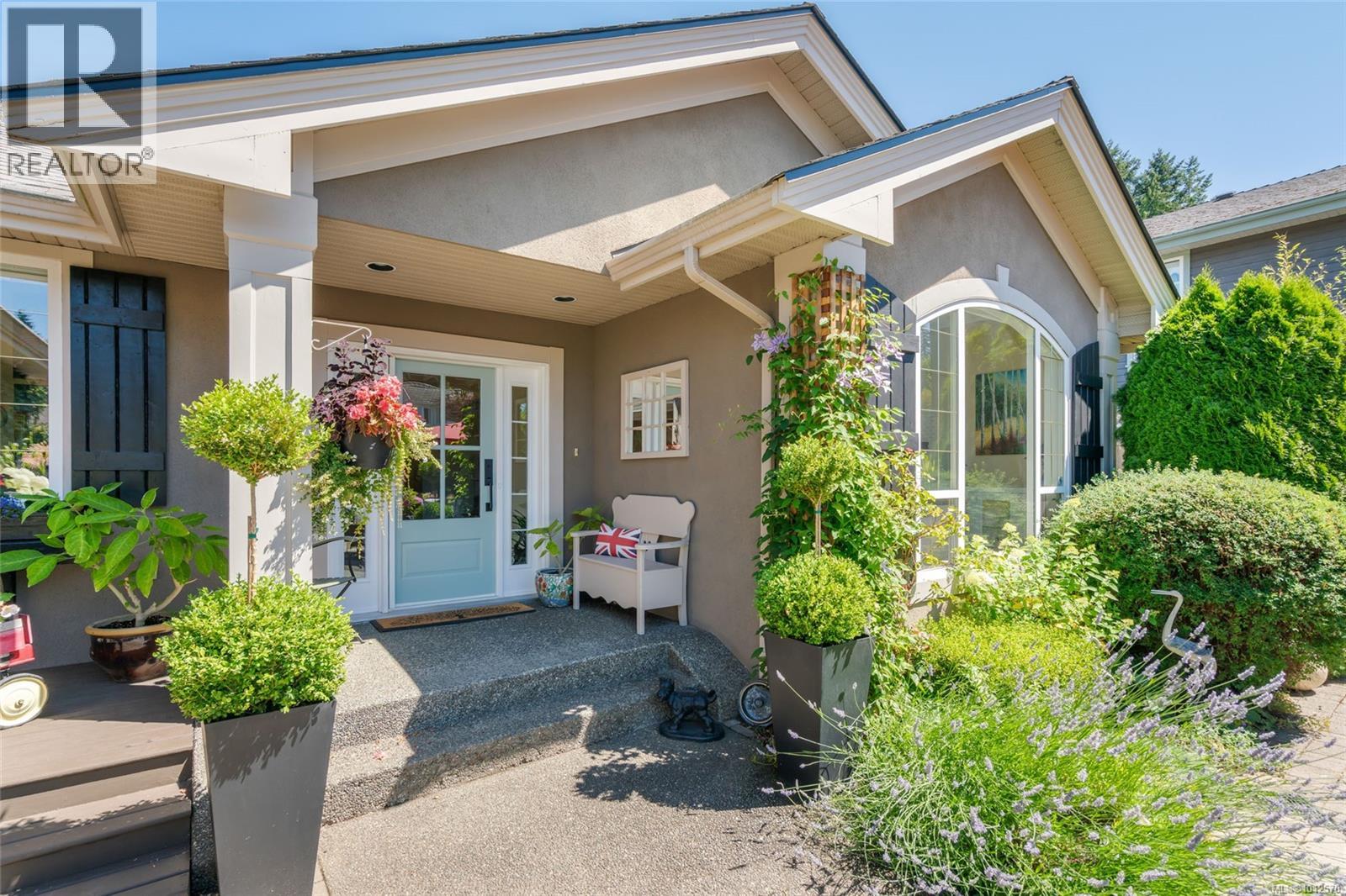 Photo 12 of 500 Muirfield Close, Qualicum Beach BC
