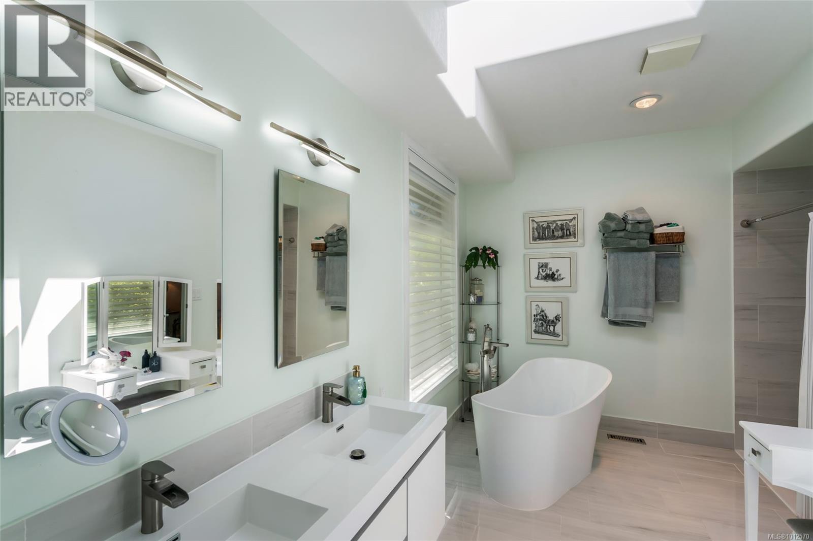Photo 22 of 500 Muirfield Close, Qualicum Beach BC