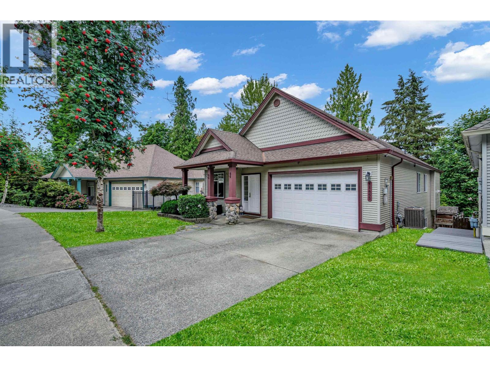 Photo 3 of 11455 228 Street, Maple Ridge BC