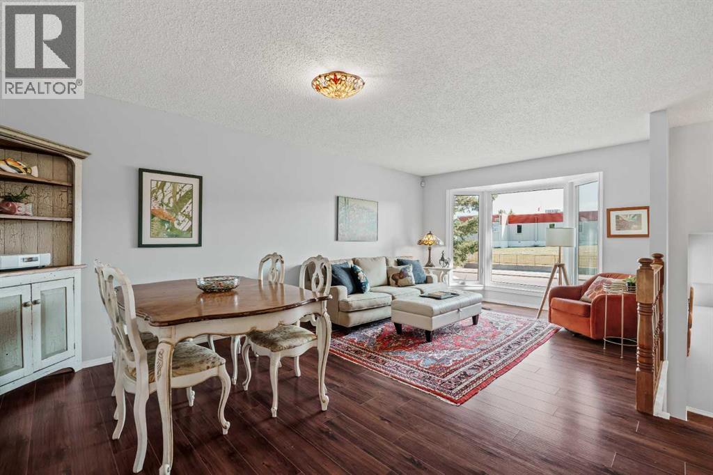 Photo 7 of 20 Hunters Gate, Okotoks AB