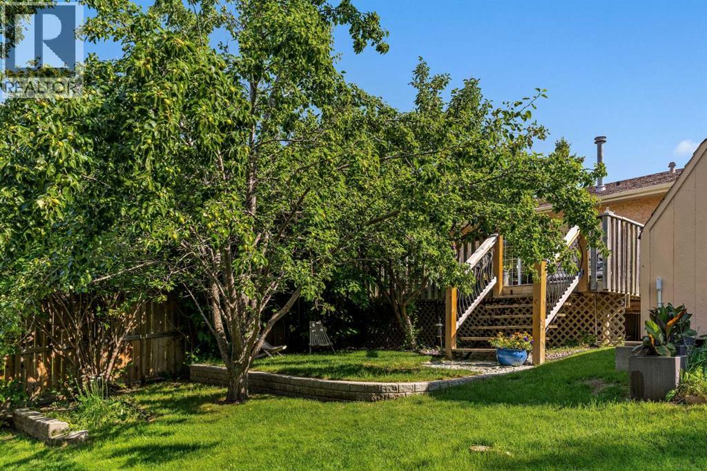 Photo 39 of 20 Hunters Gate, Okotoks AB