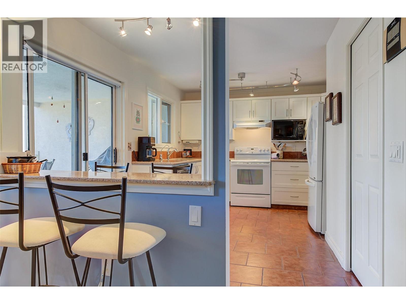 103 4470 Ponderosa Drive, Peachland