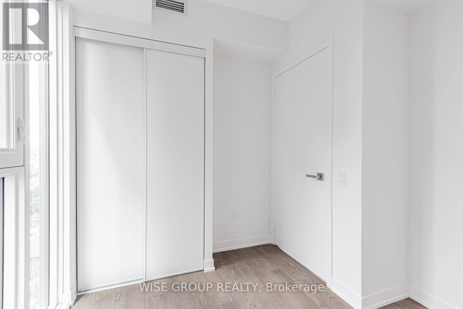 Photo 11 of 906 500 Wilson Avenue, Toronto ON