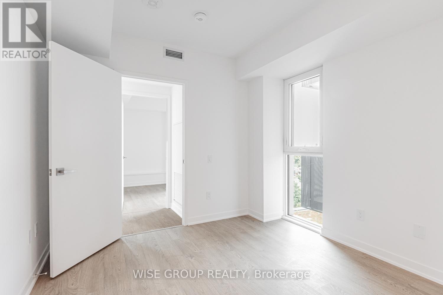 Photo 14 of 906 500 Wilson Avenue, Toronto ON