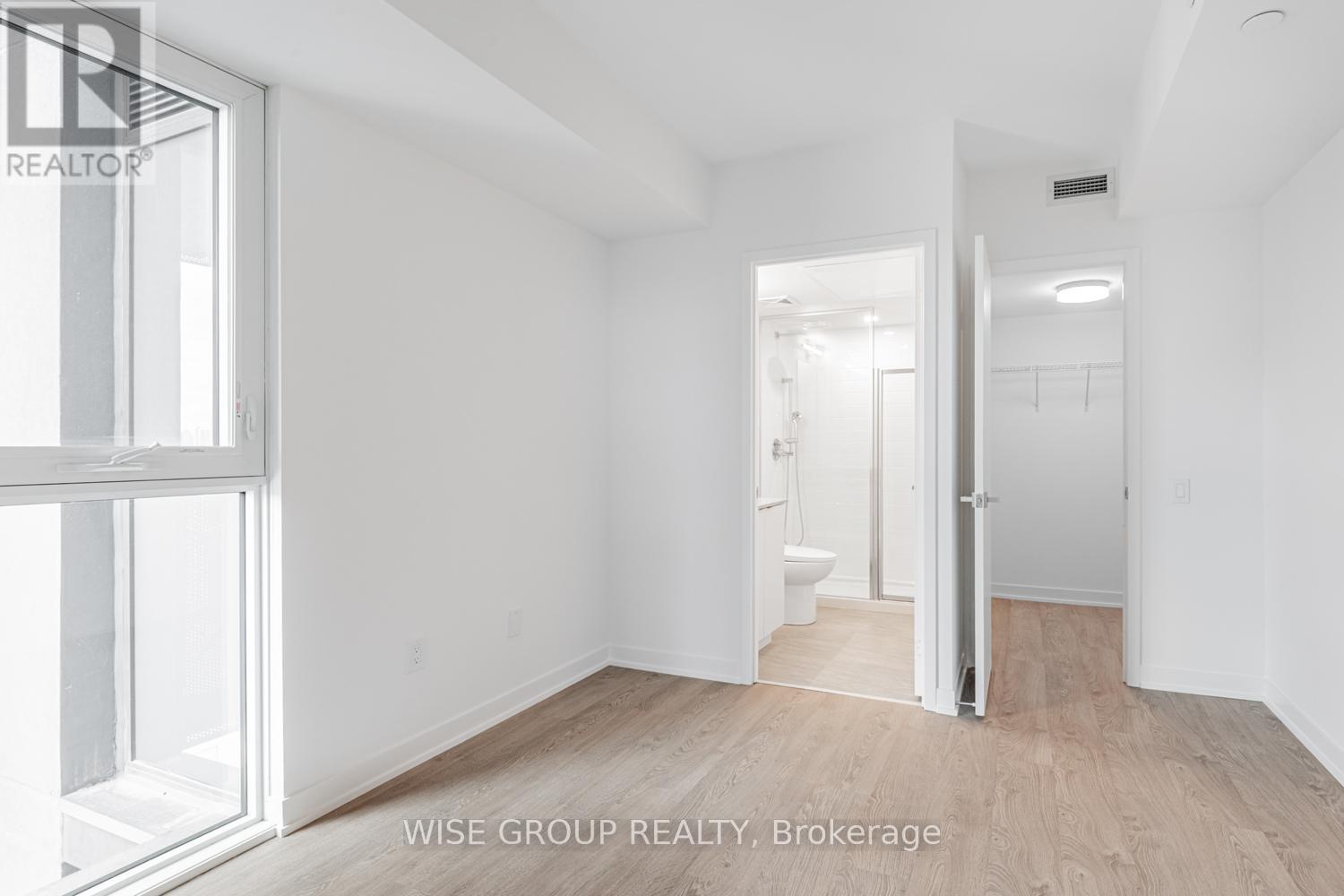 Photo 16 of 906 500 Wilson Avenue, Toronto ON