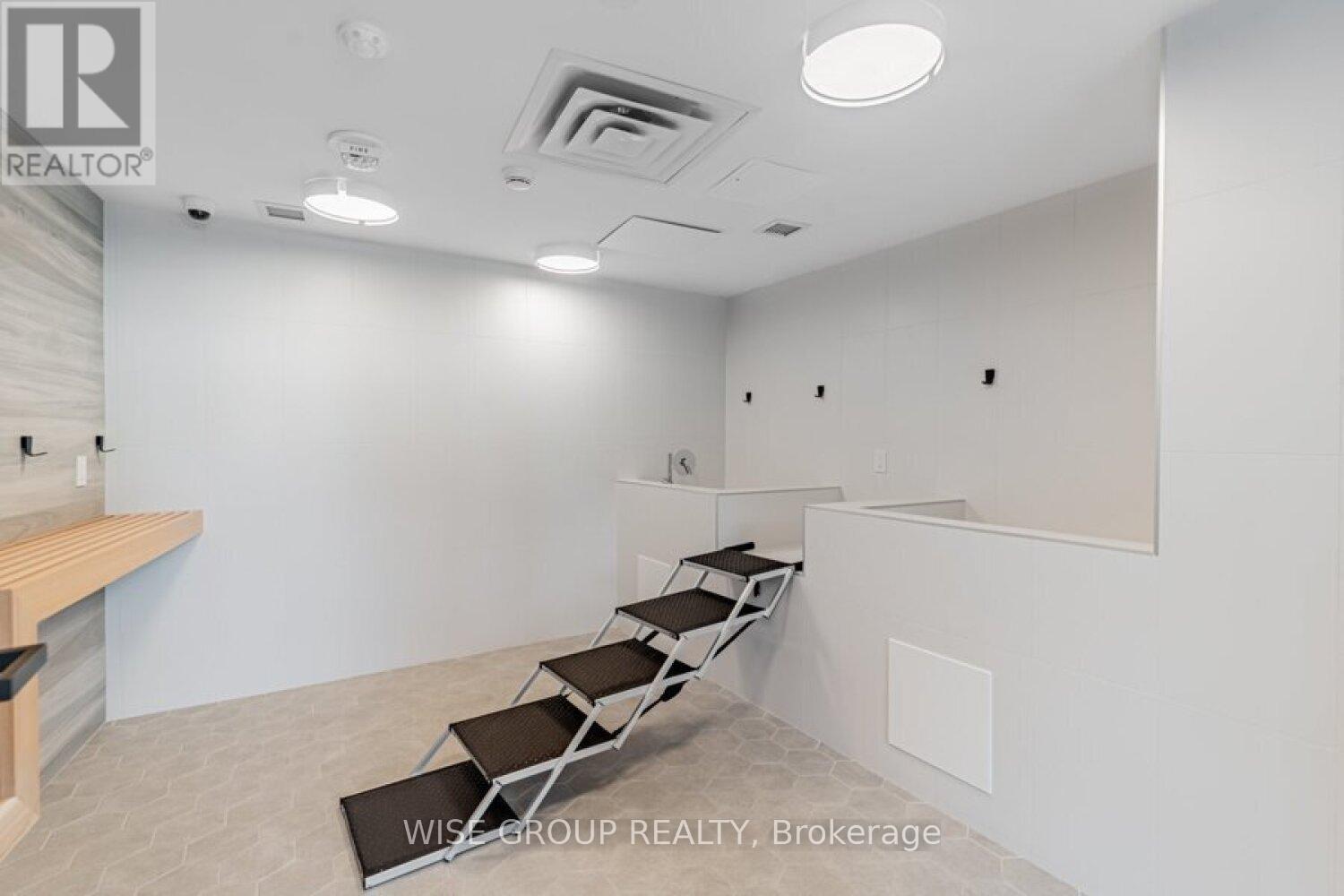 Photo 32 of 906 500 Wilson Avenue, Toronto ON
