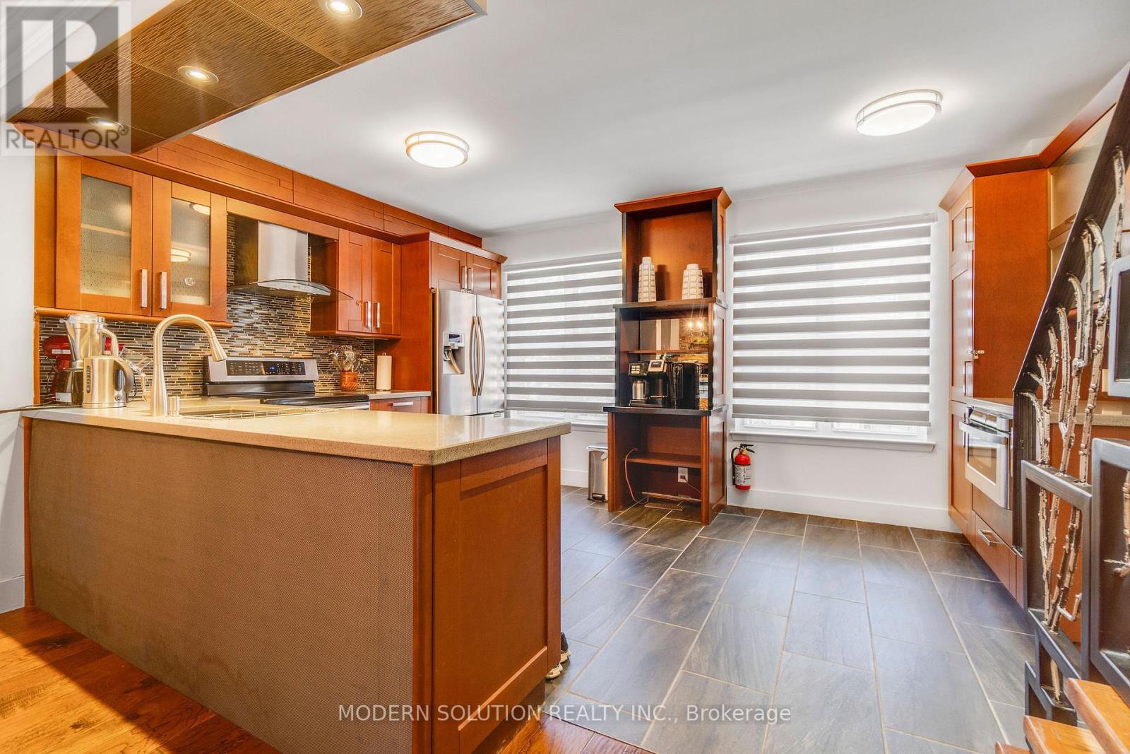 Photo 15 of 9 Douville Court, Toronto ON