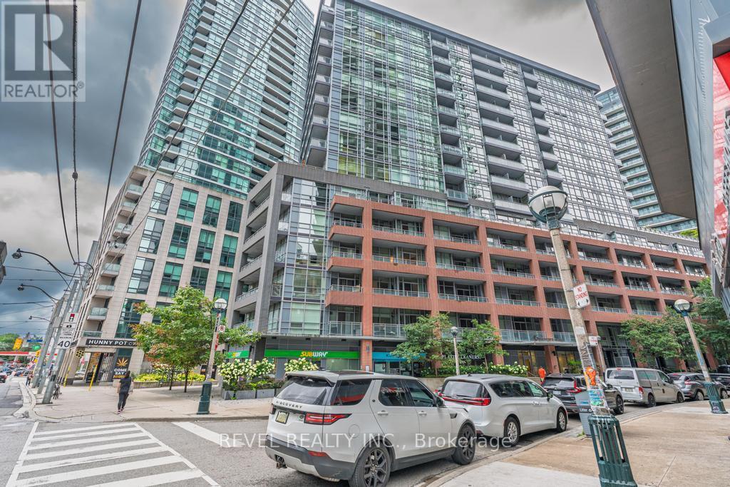 Photo 1 of 1206 15 Bruyeres Mews, Toronto ON