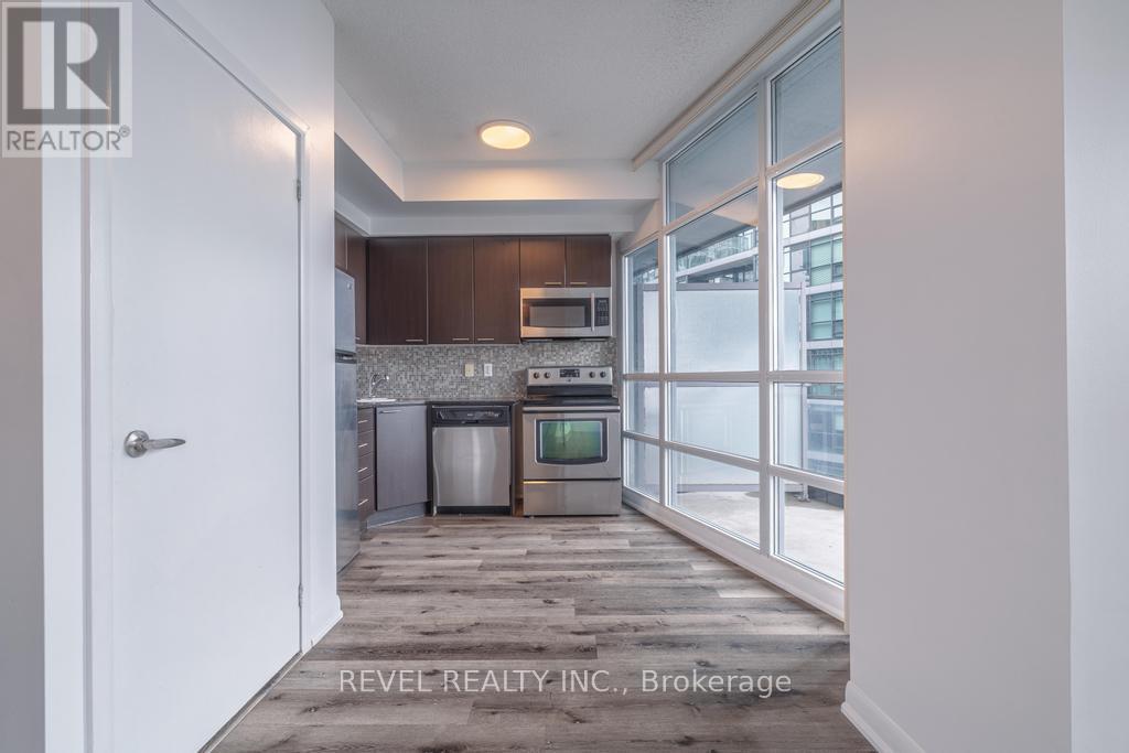 Photo 13 of 1206 15 Bruyeres Mews, Toronto ON