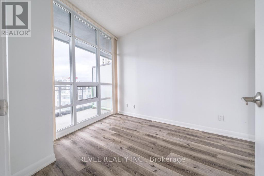 Photo 19 of 1206 15 Bruyeres Mews, Toronto ON
