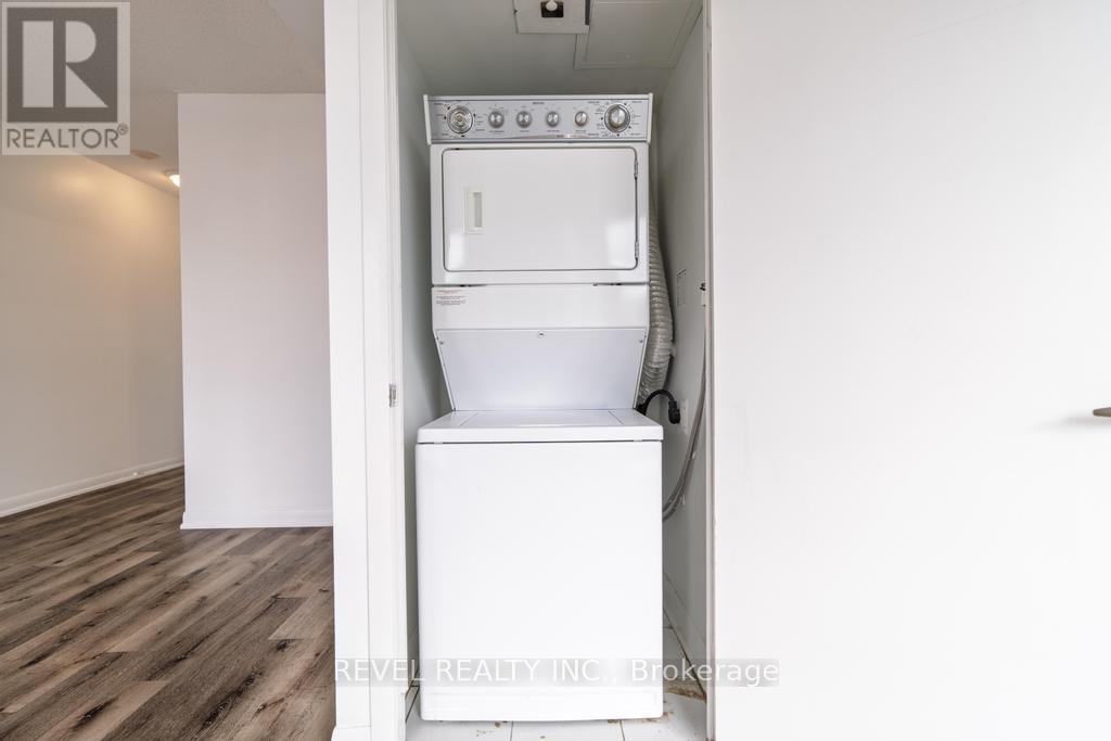 Photo 25 of 1206 15 Bruyeres Mews, Toronto ON