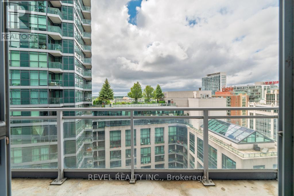 Photo 26 of 1206 15 Bruyeres Mews, Toronto ON