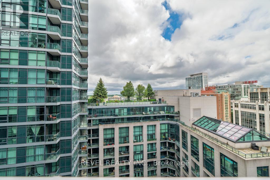 Photo 30 of 1206 15 Bruyeres Mews, Toronto ON