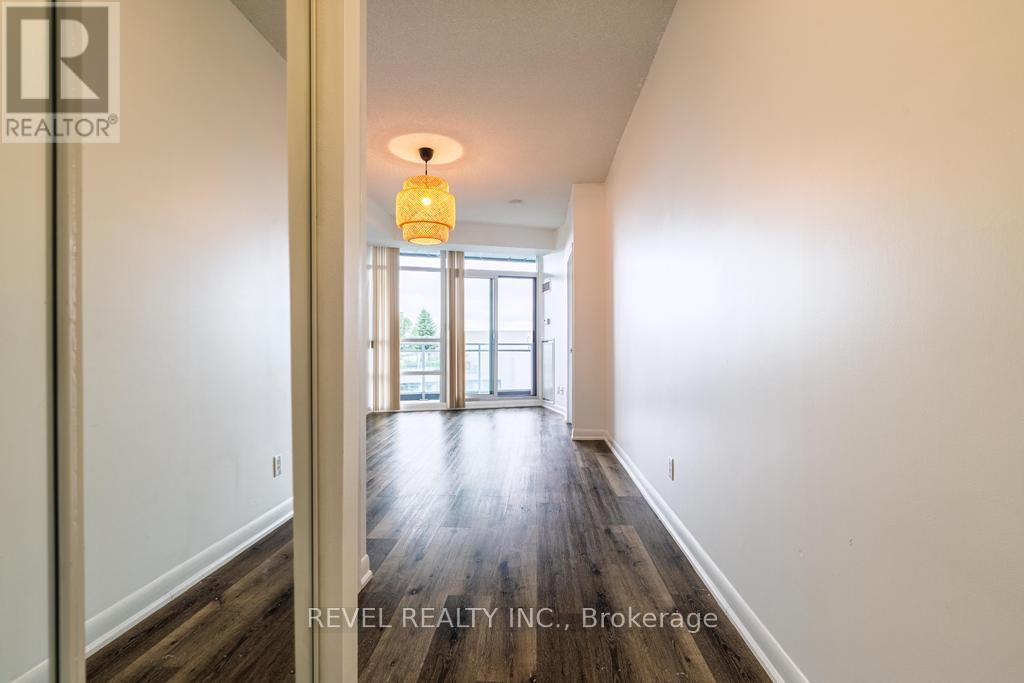 Photo 7 of 1206 15 Bruyeres Mews, Toronto ON