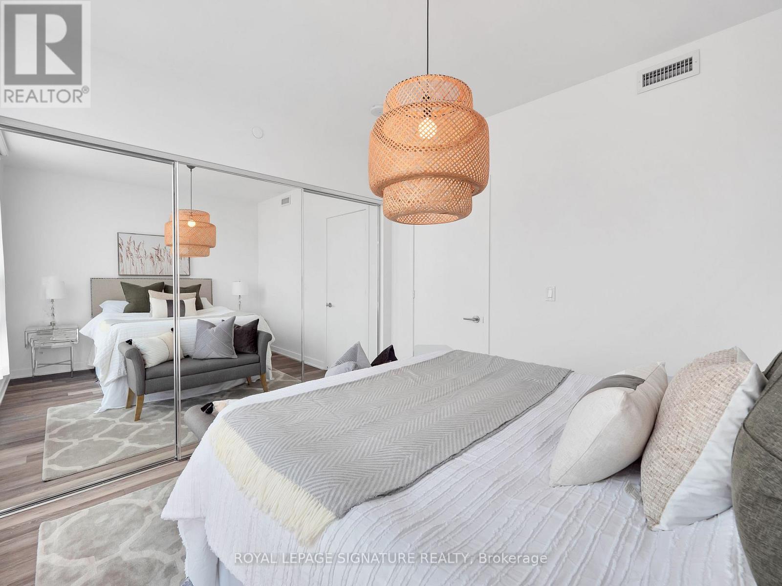 Photo 12 of 420 106 Dovercourt Road, Toronto ON