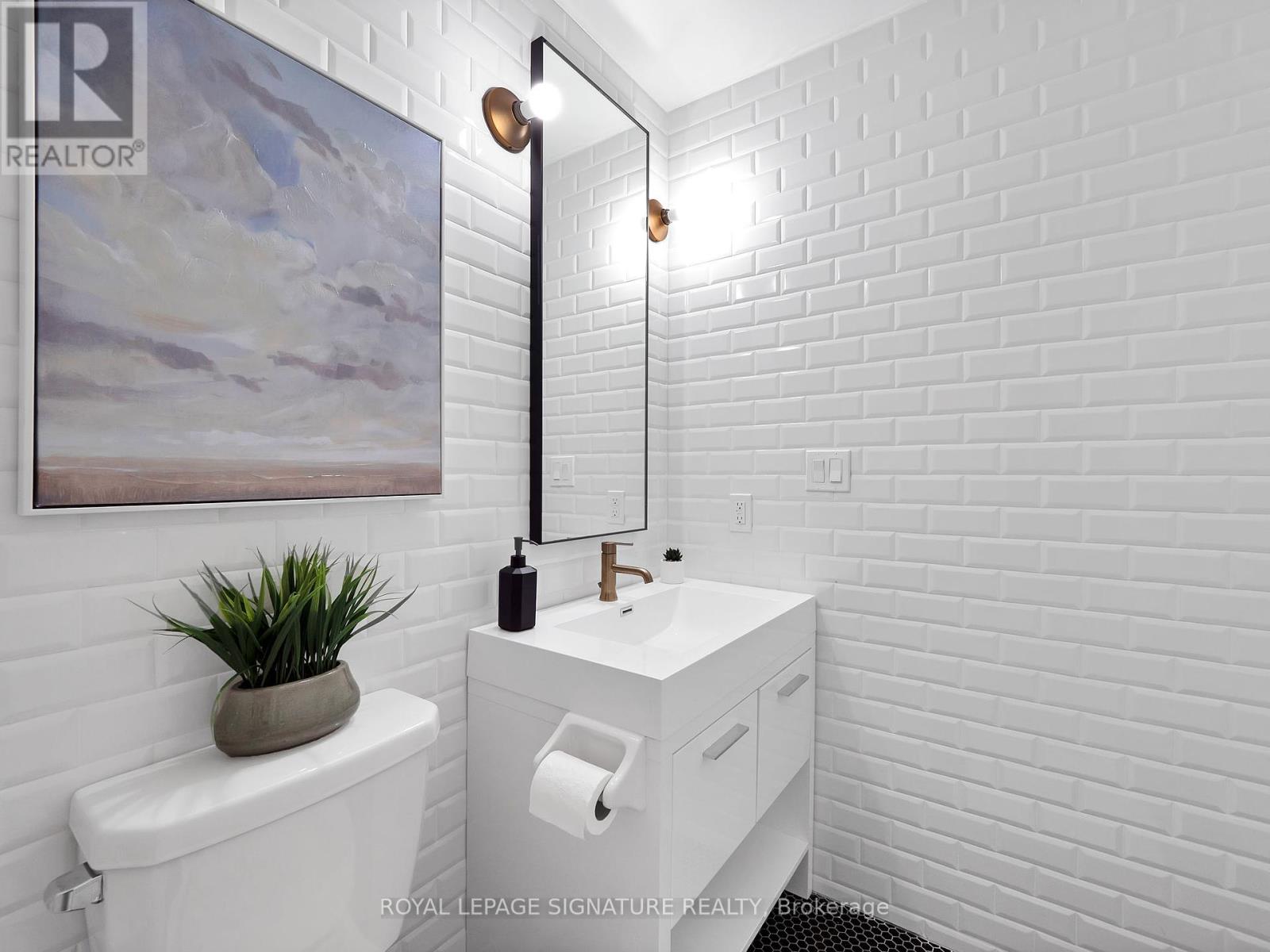 Photo 9 of 420 106 Dovercourt Road, Toronto ON