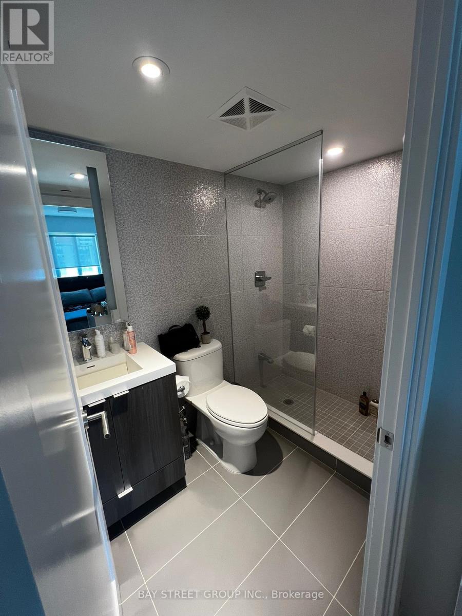 Photo 8 of 1009 575 Bloor Street, Toronto ON