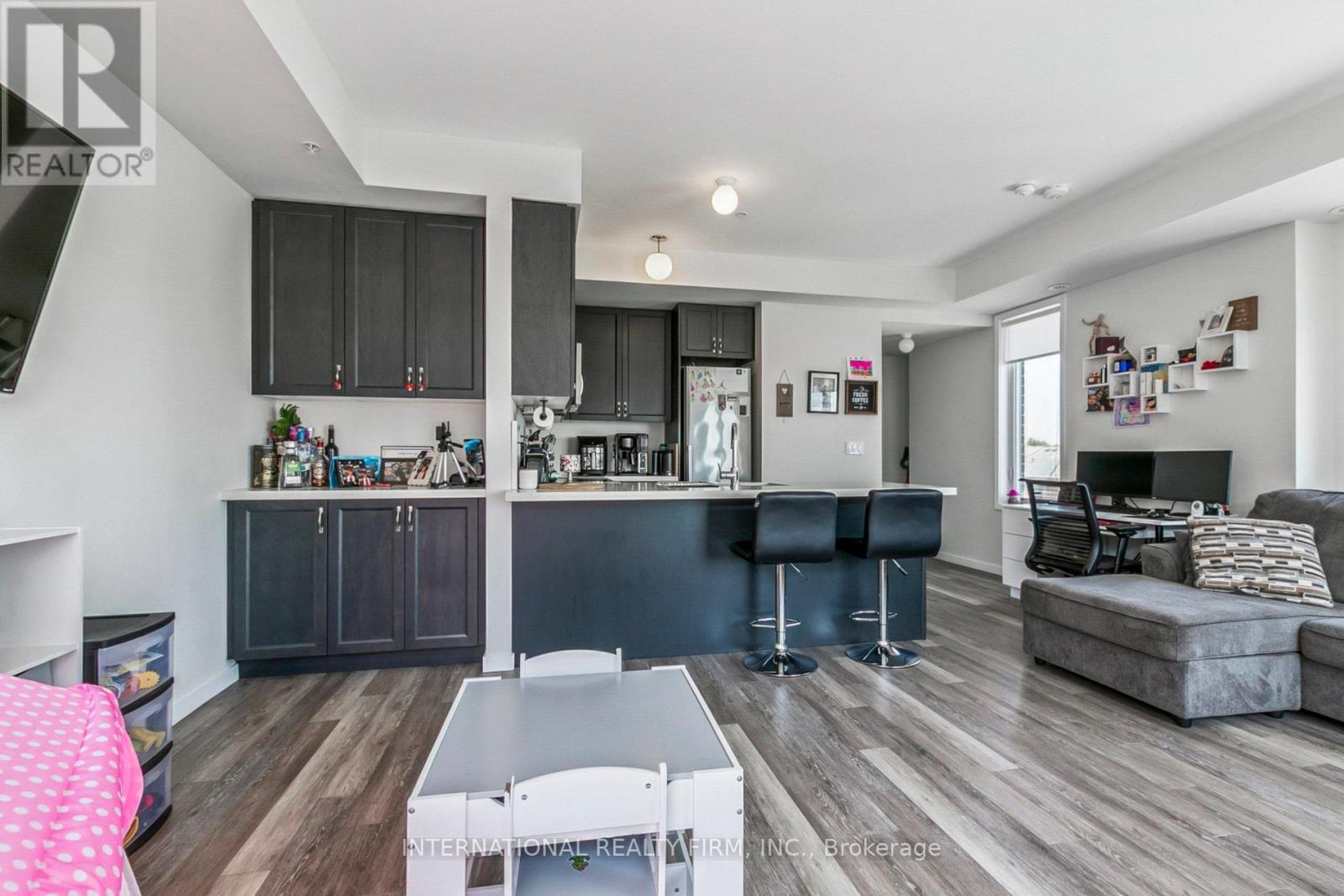 Photo 13 of 313 1711 Pure Springs Boulevard, Pickering ON
