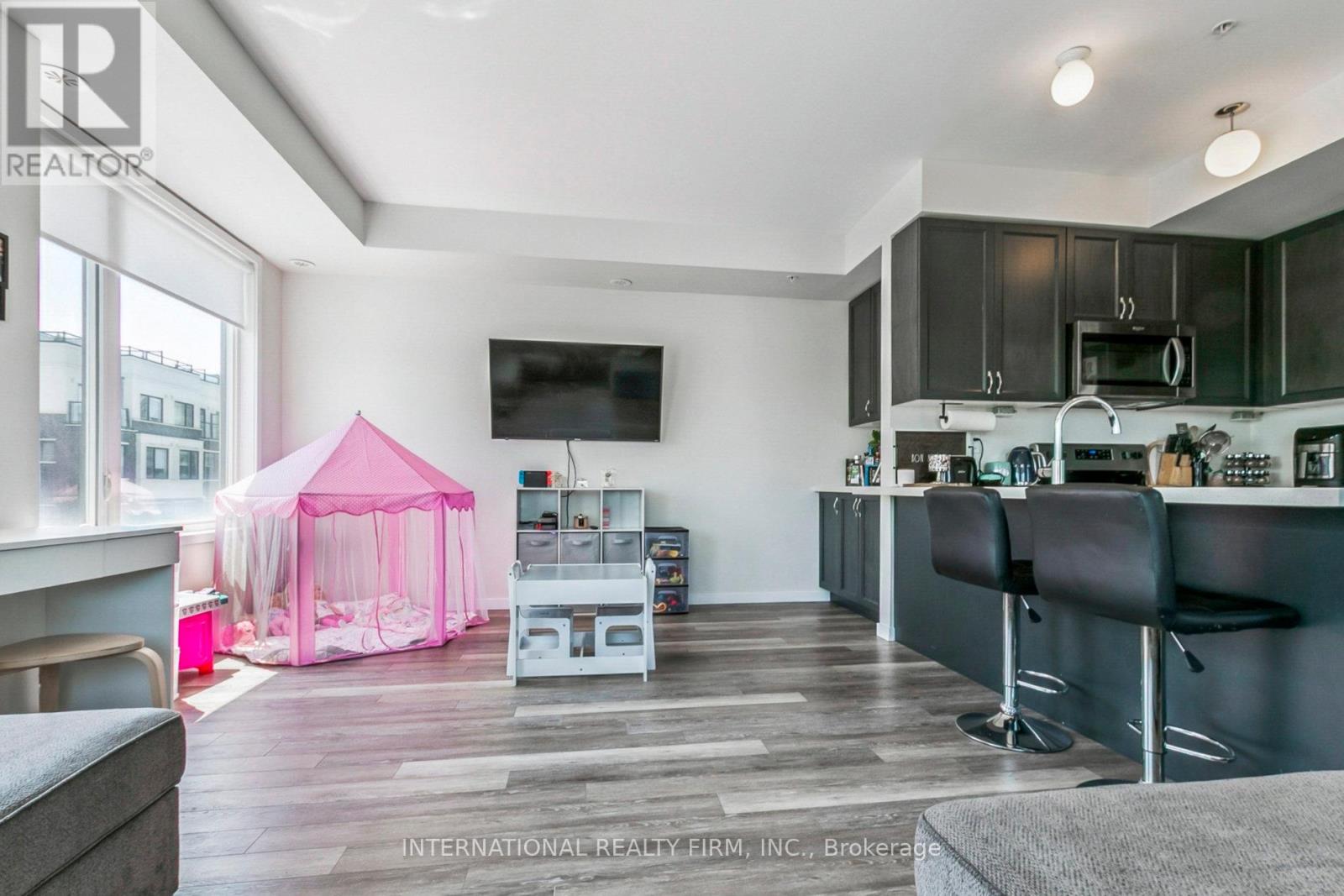 Photo 17 of 313 1711 Pure Springs Boulevard, Pickering ON