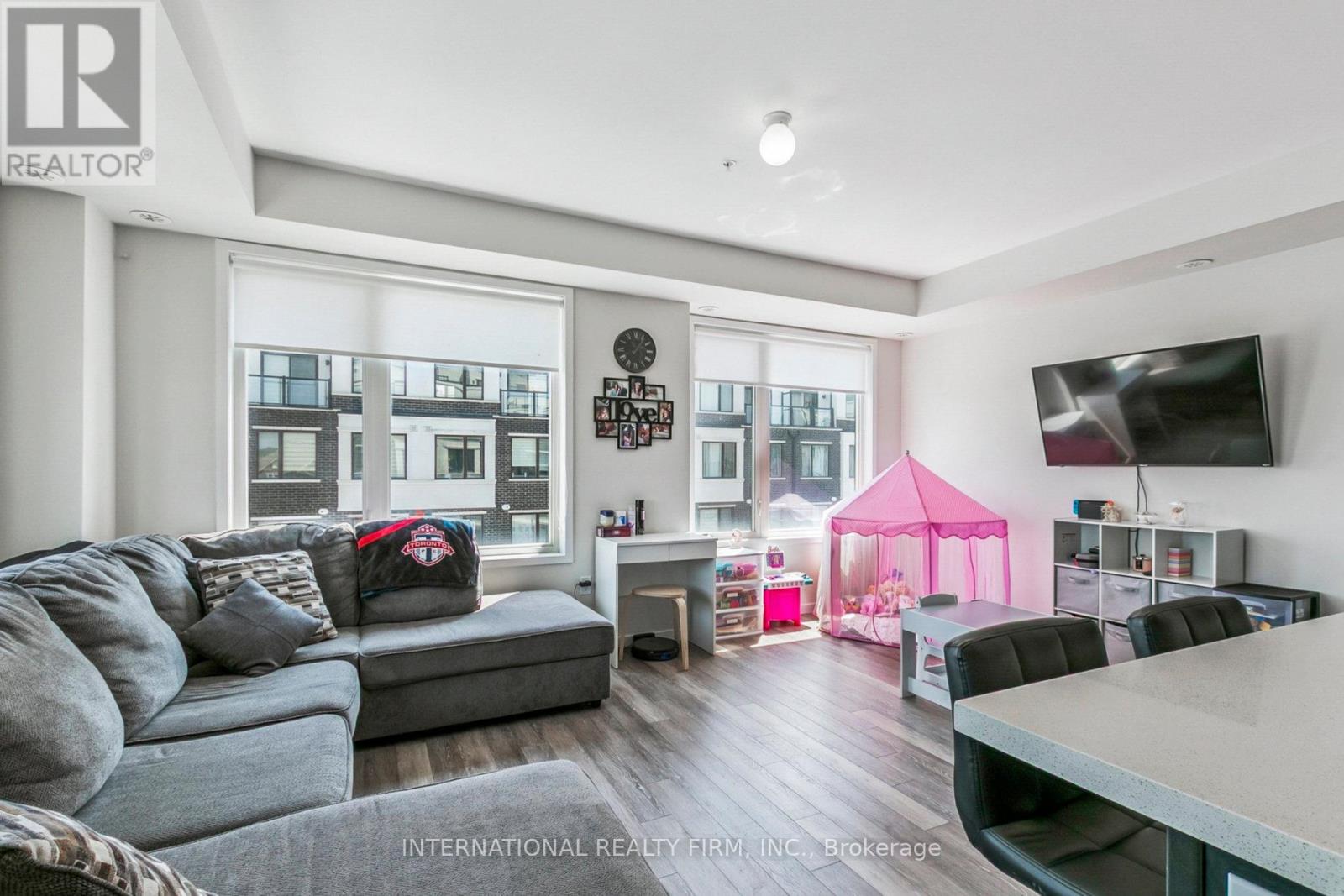 Photo 5 of 313 1711 Pure Springs Boulevard, Pickering ON