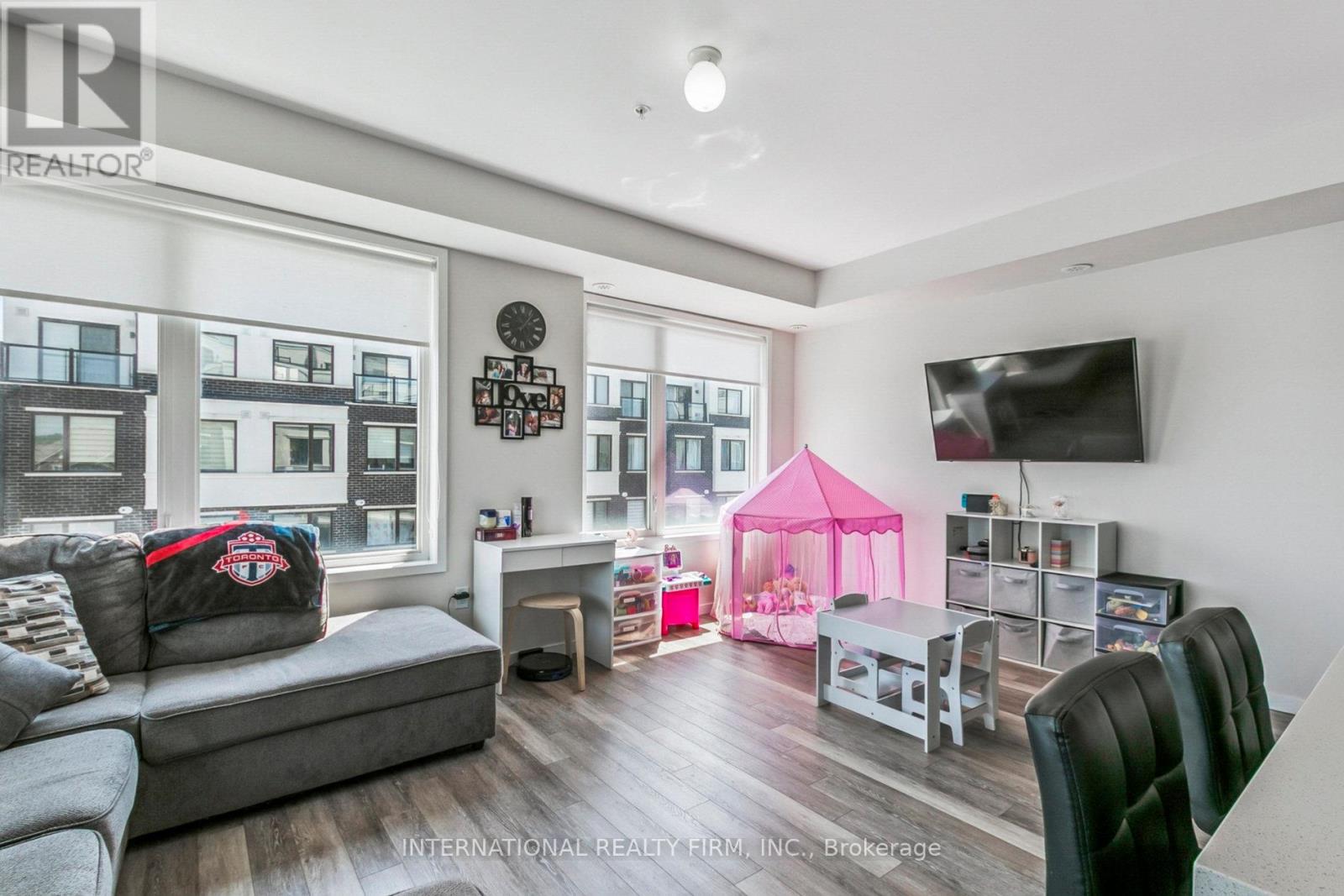 Photo 6 of 313 1711 Pure Springs Boulevard, Pickering ON