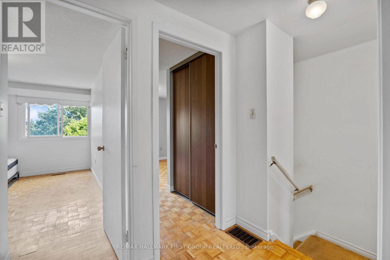 Photo 23 of 38 371 Orton Park Road, Toronto ON