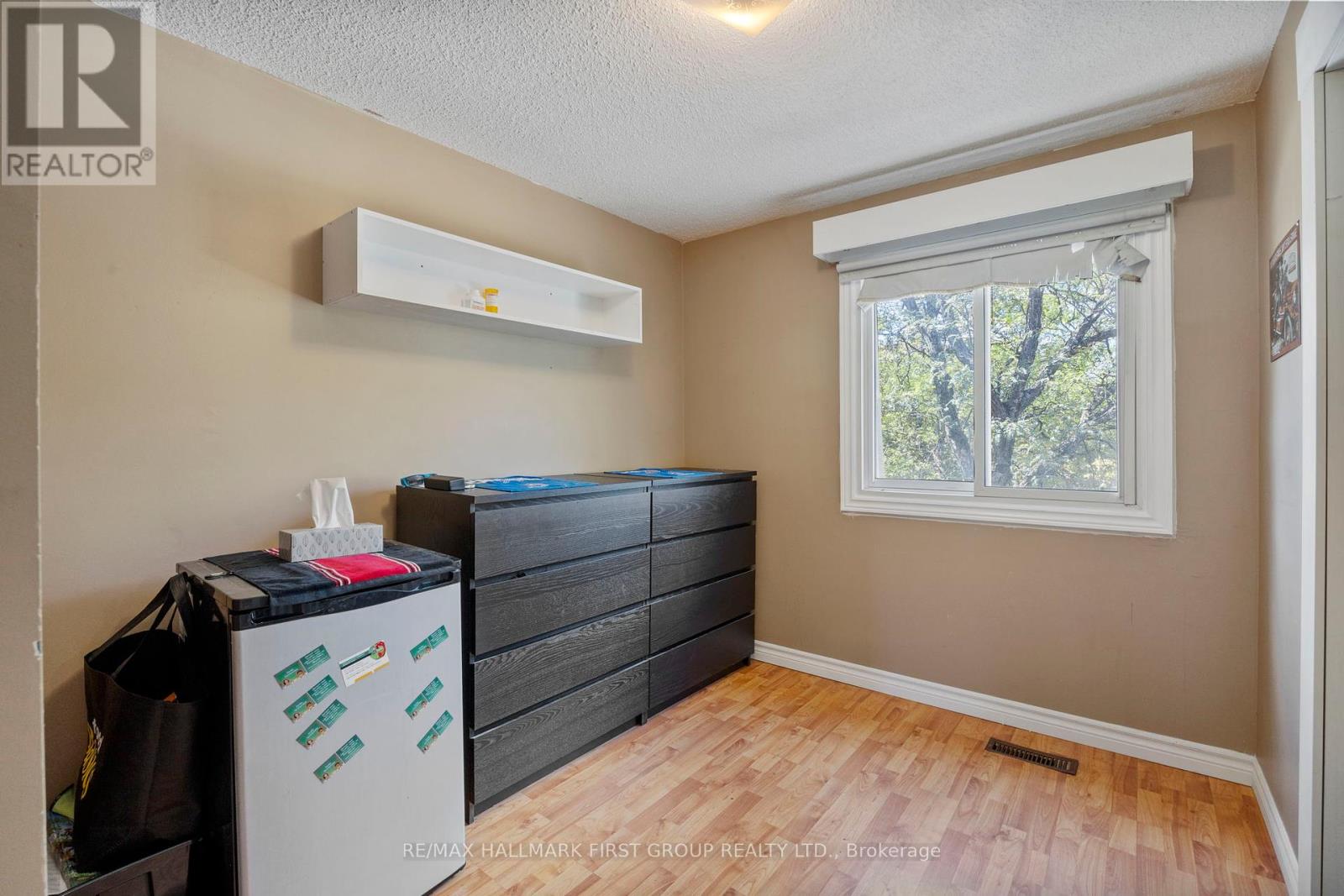 Photo 30 of 38 371 Orton Park Road, Toronto ON