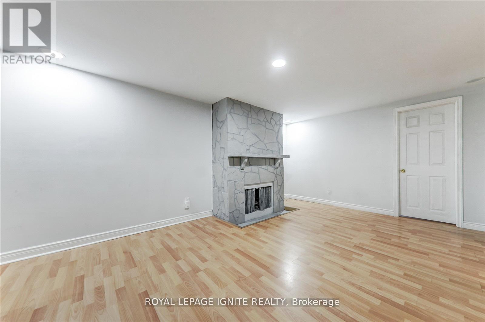 Photo 5 of Bsmt 1279 Northmount Street, Oshawa ON