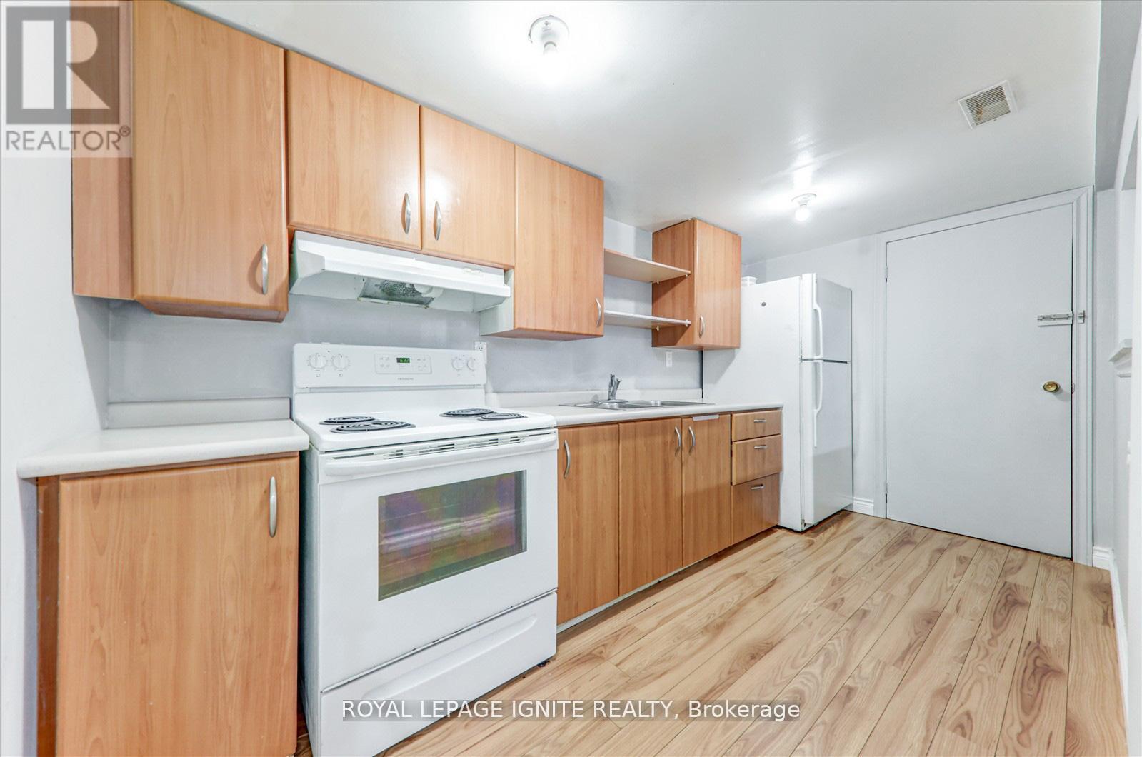 Photo 7 of Bsmt 1279 Northmount Street, Oshawa ON
