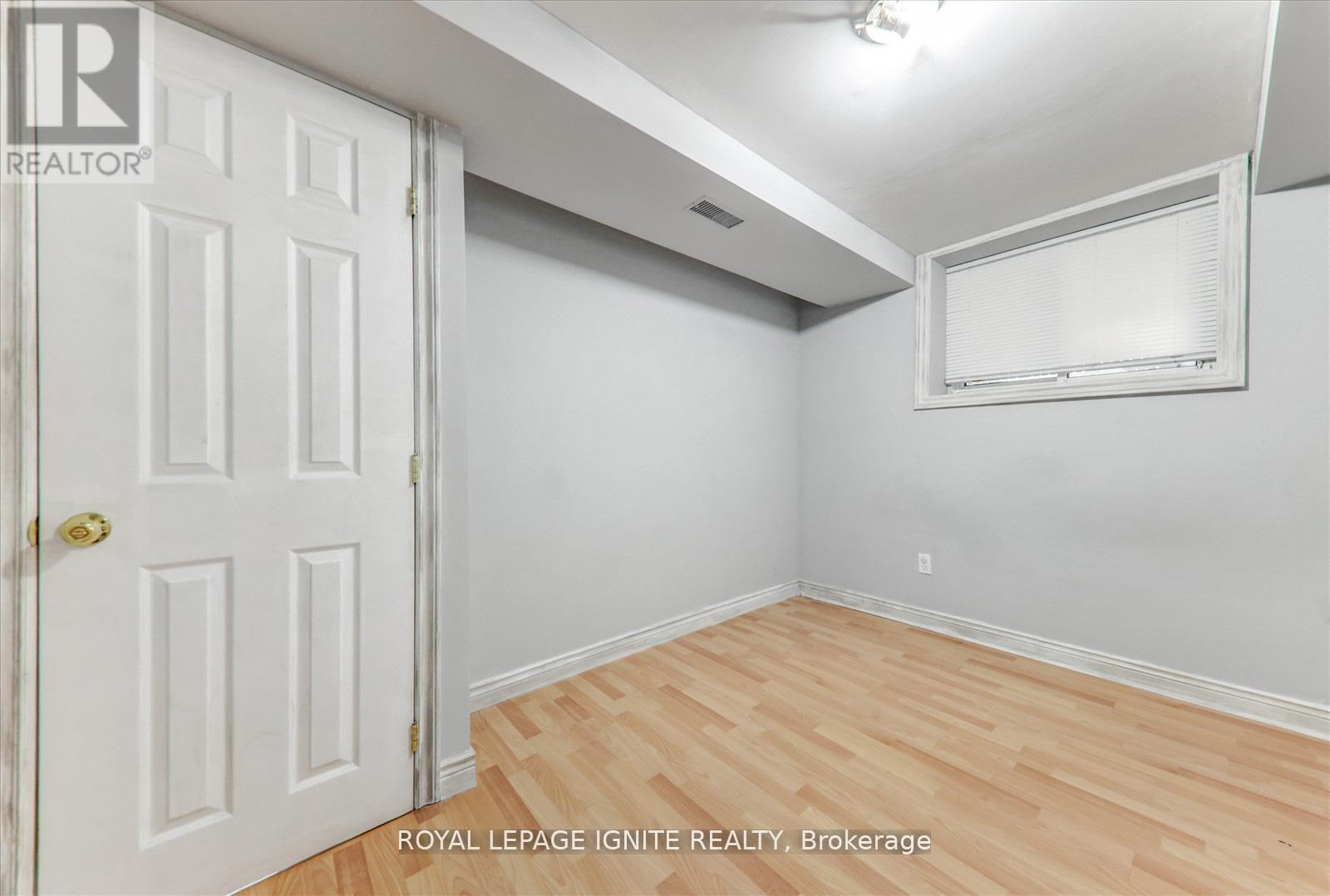 Photo 8 of Bsmt 1279 Northmount Street, Oshawa ON
